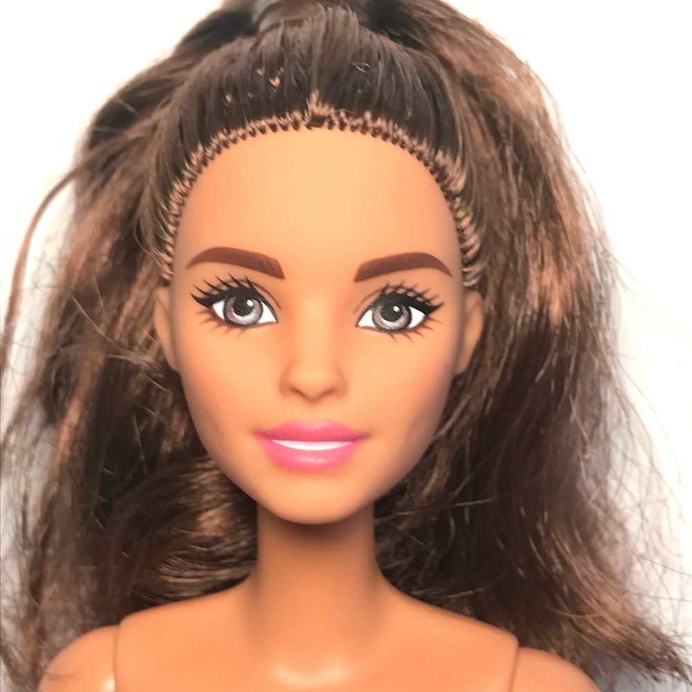 Nude Barbie 2022 Career Soccer Player Brown Hair & Eyes Neysa Face HCN18 Doll